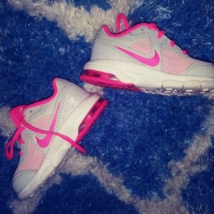 Tiddler nike shoes